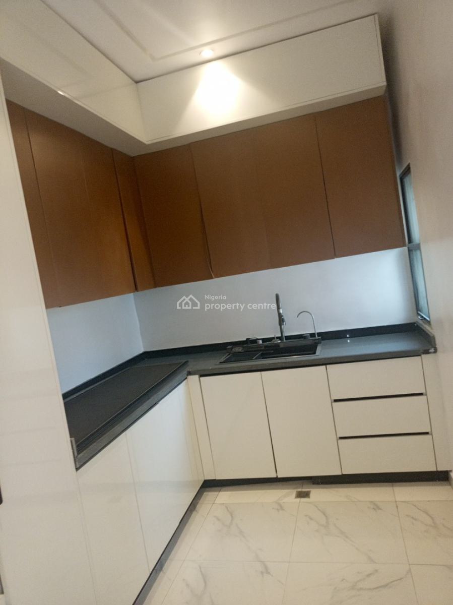 Smart Home:   Fully Finished.   Tastefully Finished Spacious Standard, Jahi By Gilmor, Jahi, Abuja, Terraced Duplex for Sale