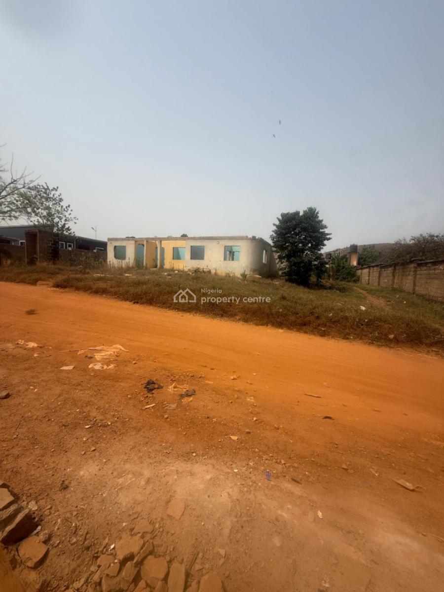 Old Building on a Plot of Land Is Available, Oba Ile, Akure, Akure, Ondo, Mixed-use Land for Sale