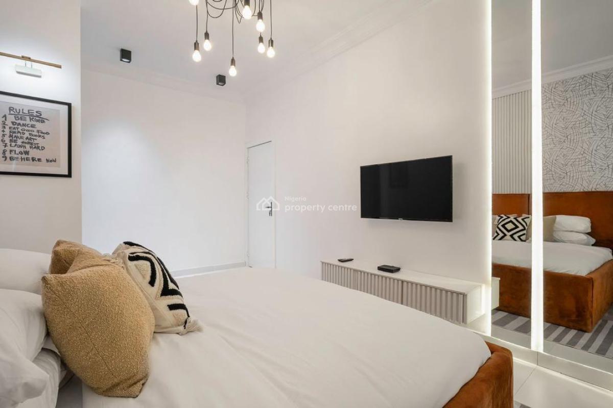 Very Beautiful 2/1 Bedroom Apartment, Western Foreshore Estate, Osapa, Lekki, Lagos, Flat / Apartment Short Let