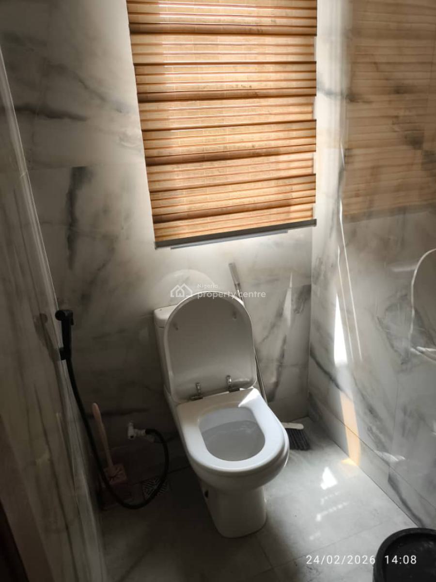 2 Bedroom Flat, Olowo Eko Close, Jose Maria Escriva Estate, Lekki Phase 1, Lekki, Lagos, Flat / Apartment for Rent