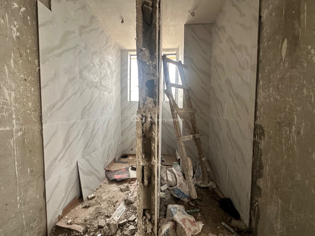 Lovely and Newly Built Office Space Measuring 234sqm, Chevron Tollgate, Lekki, Lagos, Plaza / Complex / Mall for Rent