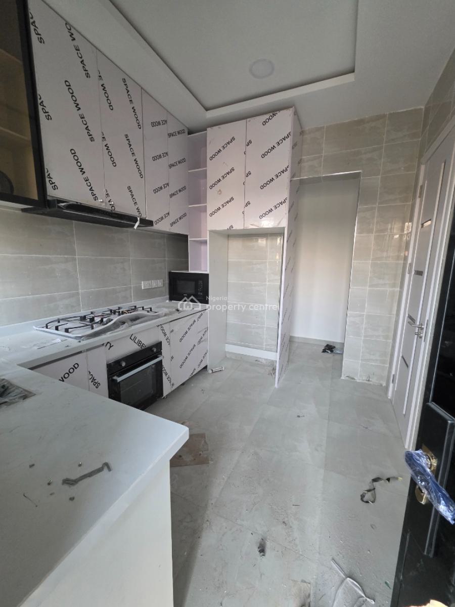 Luxury 3 Bedroom Apartment with Bq, Lekki Phase 1, Lekki, Lagos, Flat / Apartment for Rent