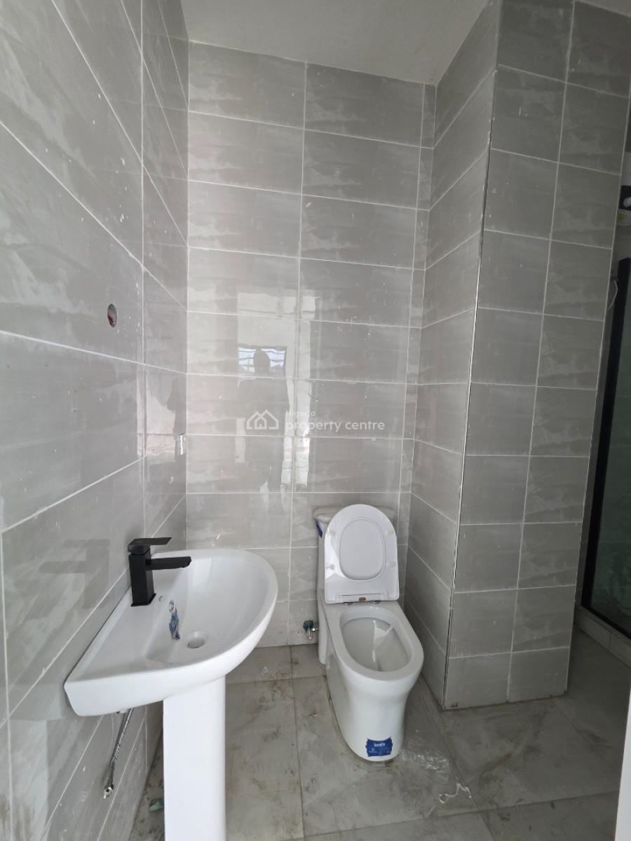 Luxury 3 Bedroom Apartment with Bq, Lekki Phase 1, Lekki, Lagos, Flat / Apartment for Rent
