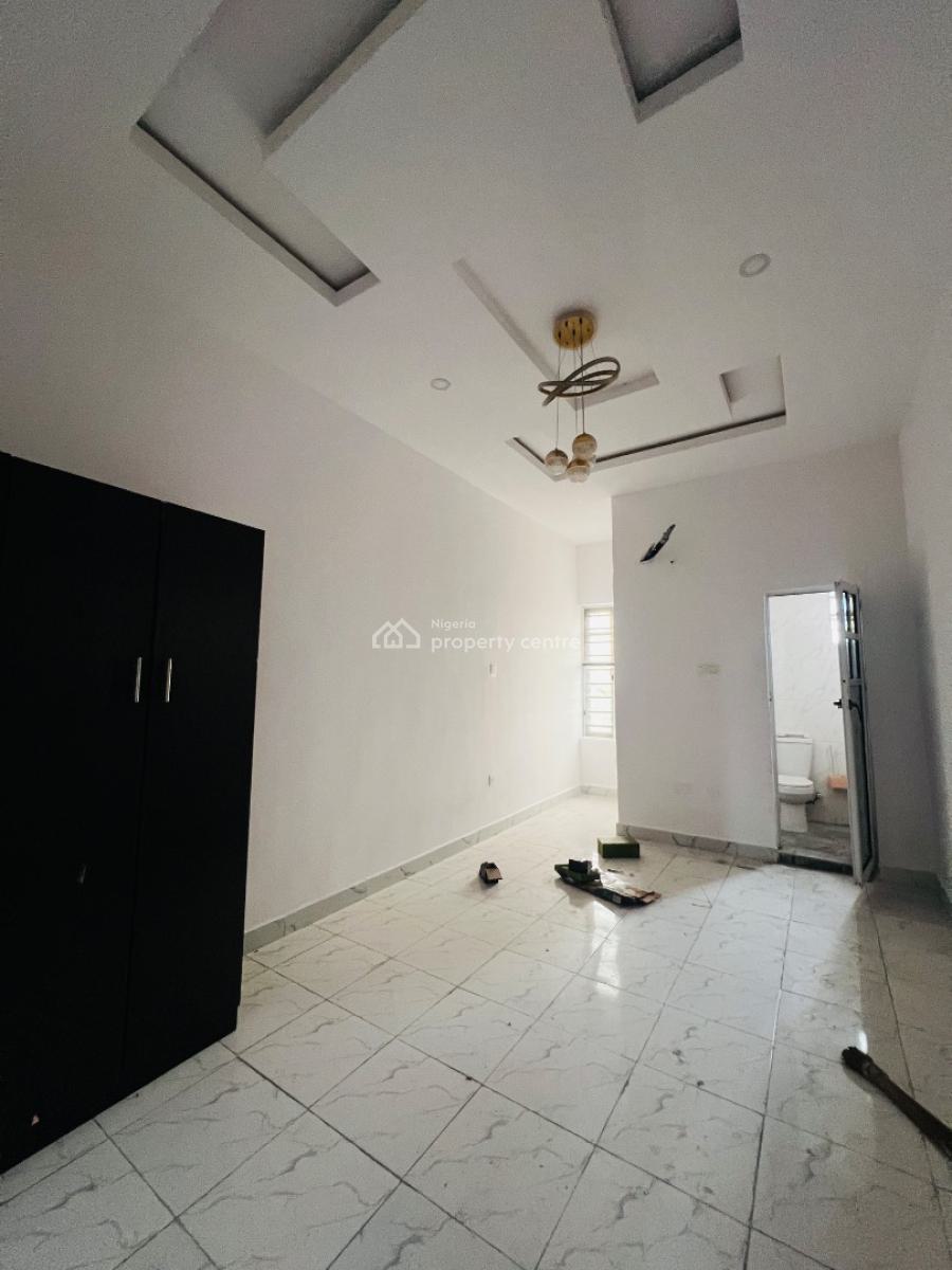 Standard 2 Bedroom Apartment in a Good Neighborhood. Close to Express, Unity Estate, Opposite New Road, Behind Xtra Fuel, Awoyaya, Ibeju Lekki, Lagos, Flat / Apartment for Rent
