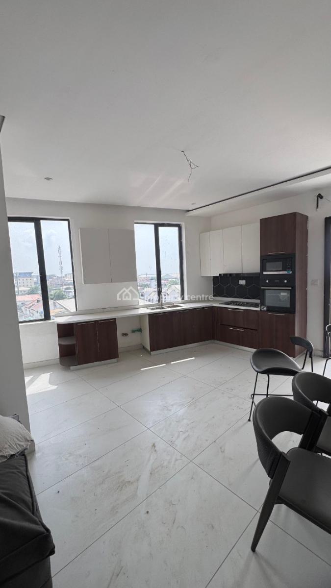 4 Bedrooms Penthouse with Bq, Victoria Island (vi), Lagos, Commercial Property for Sale
