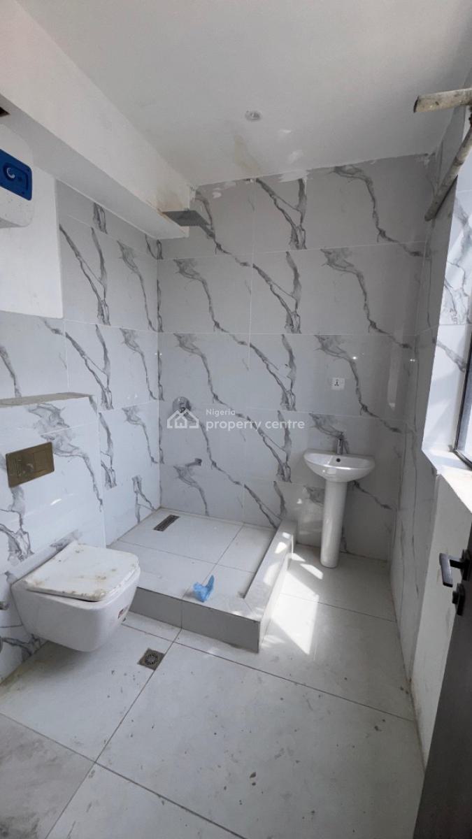 4 Bedrooms Penthouse with Bq, Victoria Island (vi), Lagos, Commercial Property for Sale