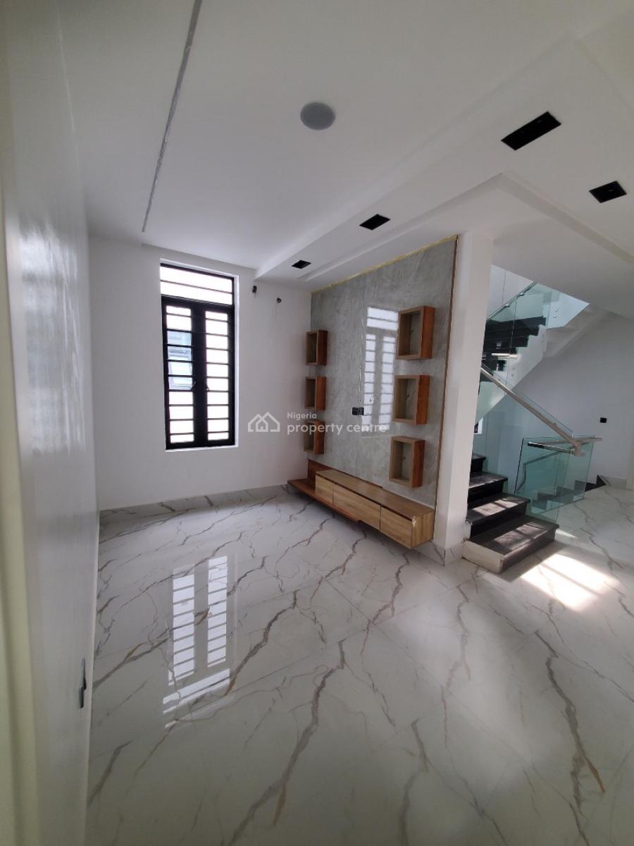 Luxurious 5 Bedroom Family Or Investment Home, Bela-vista Estate, Freedom Way, Lekki Phase 1, Lekki, Lagos, Detached Duplex for Sale