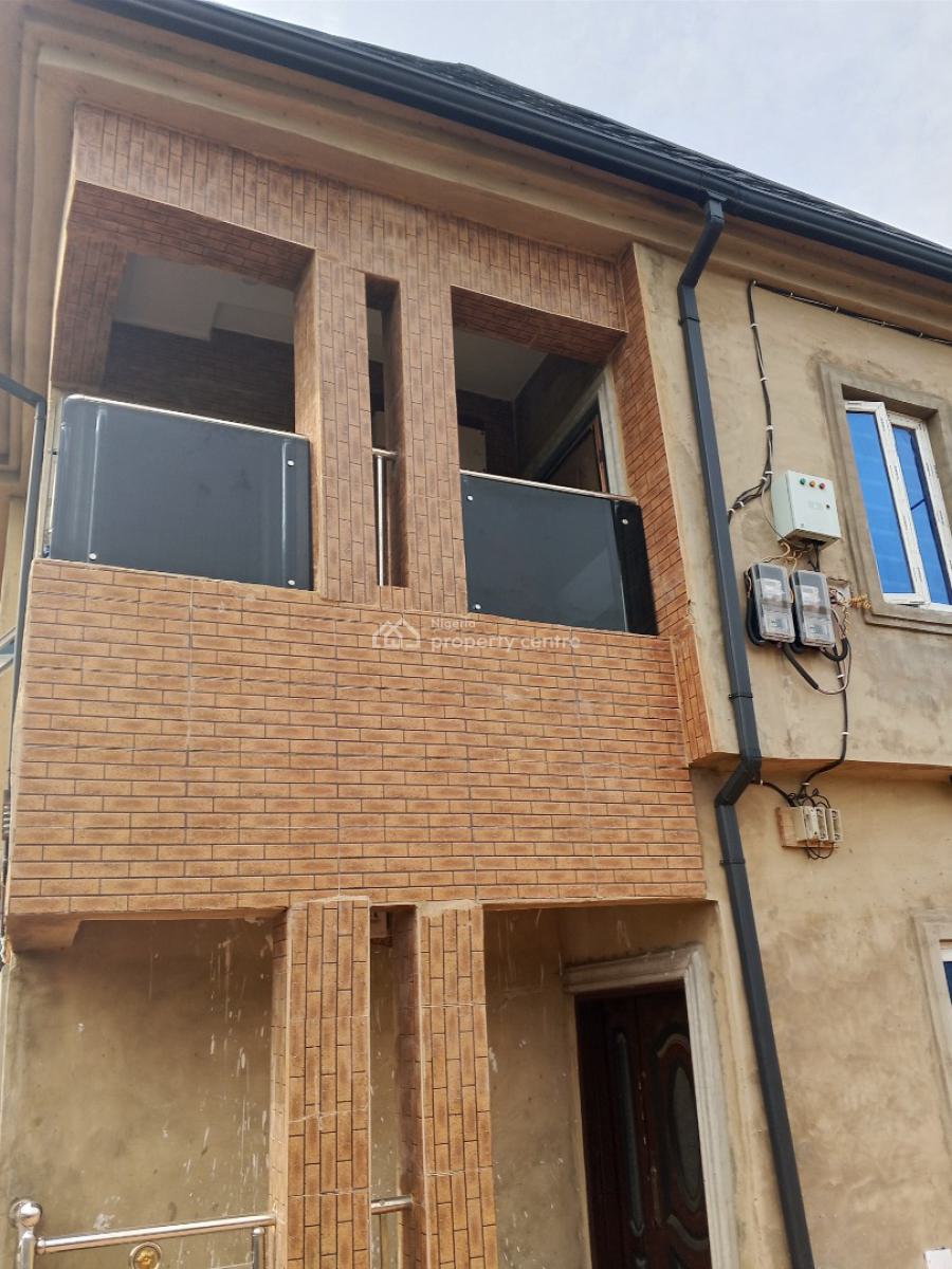 Clean 2 Bedroom, Mobil Isheri Oshun, Isolo, Lagos, Flat / Apartment for Rent