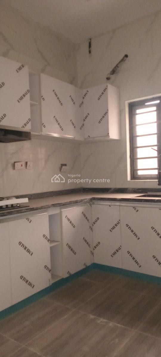 3 Bedrooms Terraced Duplex Now Available, Ologolo, Lekki, Lagos, Terraced Duplex for Rent