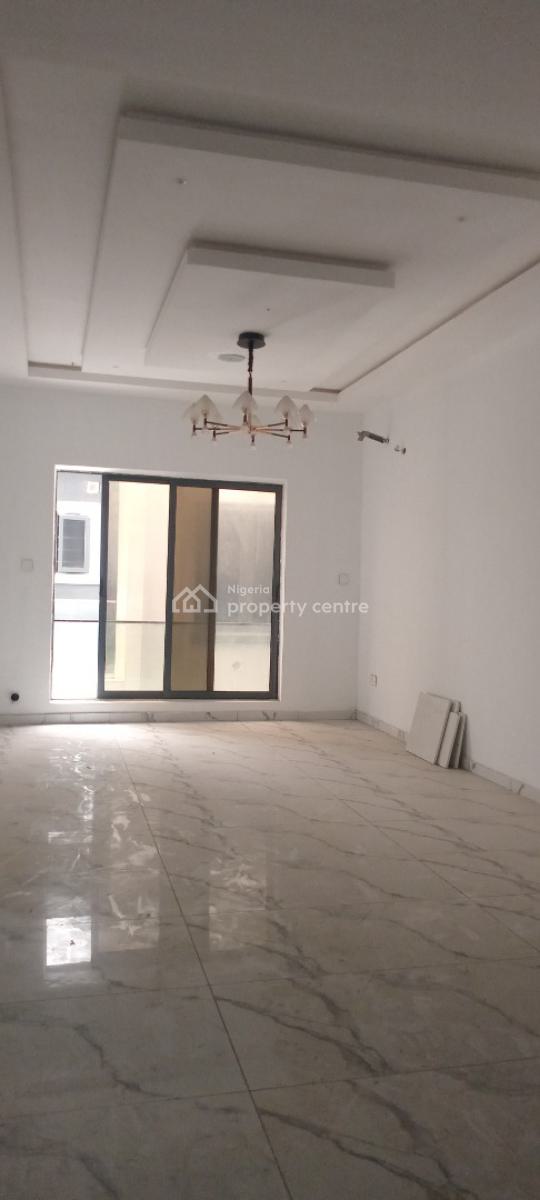 Now Available, Ologolo Lekki, Lekki, Lagos, Flat / Apartment for Rent