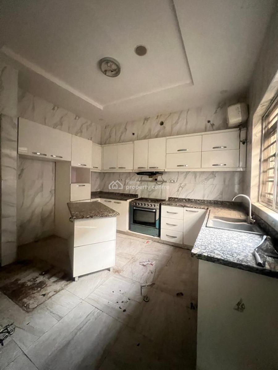 Decently Sized 4 Bedroom Terrace Duplex with Bq, Ikota, Lekki, Lagos, Terraced Duplex for Rent