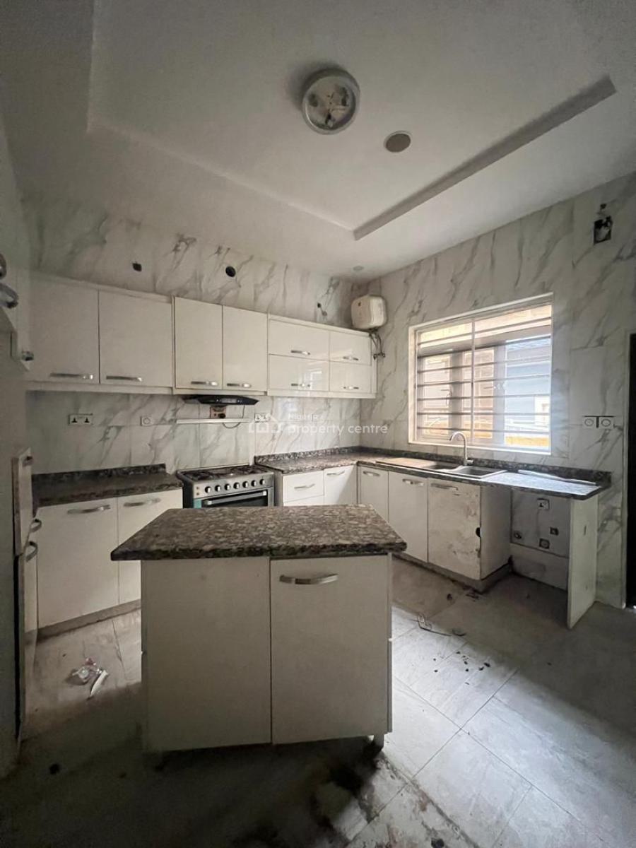 Decently Sized 4 Bedroom Terrace Duplex with Bq, Ikota, Lekki, Lagos, Terraced Duplex for Rent