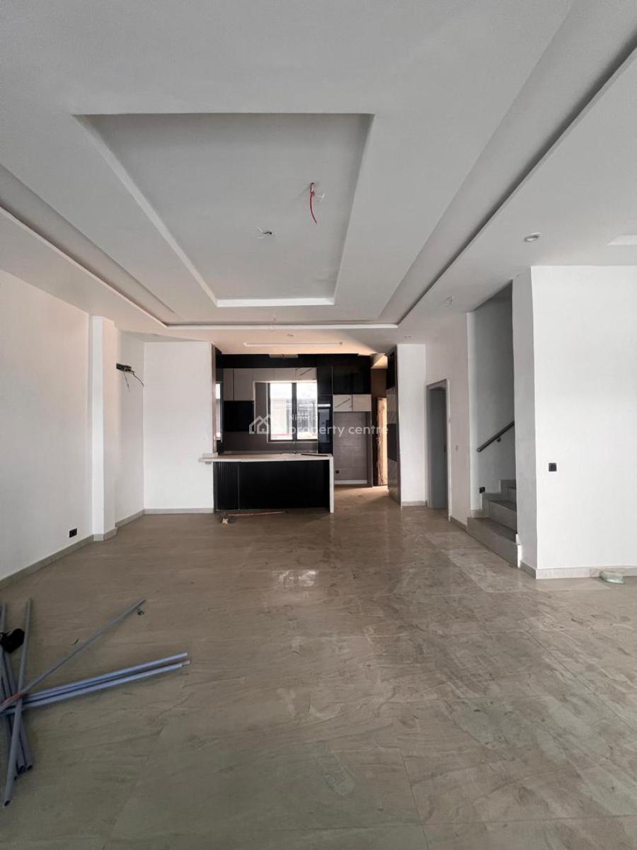 Exclusive 4 Bedroom Terrace with Swimming Pool & Gym in a Mini Estate, Exclusive 4 Bedroom Terrace with Swimming Pool & Gym in a Mini Estate, Lekki Phase 1, Lekki, Lagos, Terraced Duplex for Sale