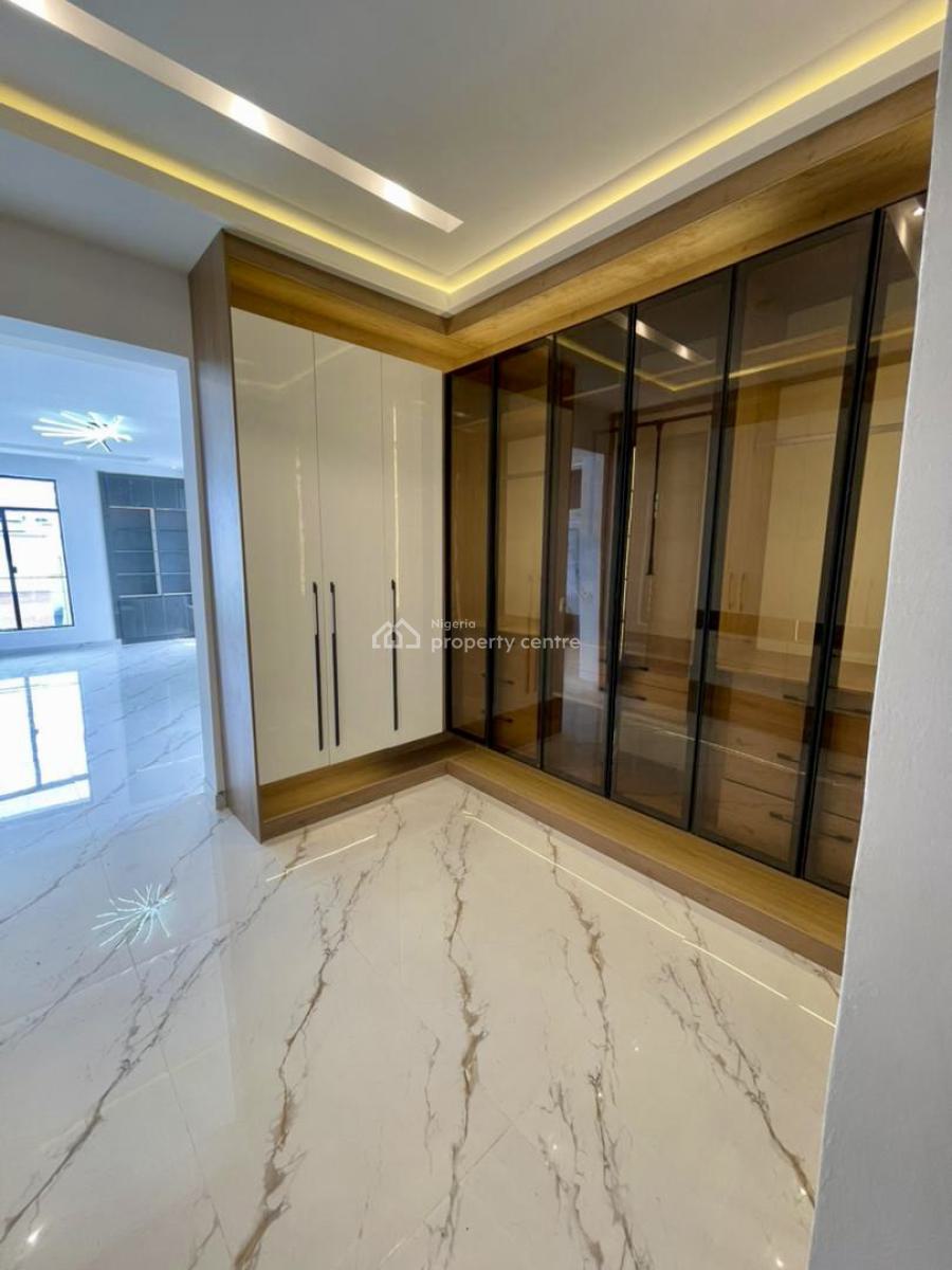 a Grand 5-bedroom Residence with Private Cinema & Leisure Wing, Ikota, Lekki, Lagos, Detached Duplex for Sale
