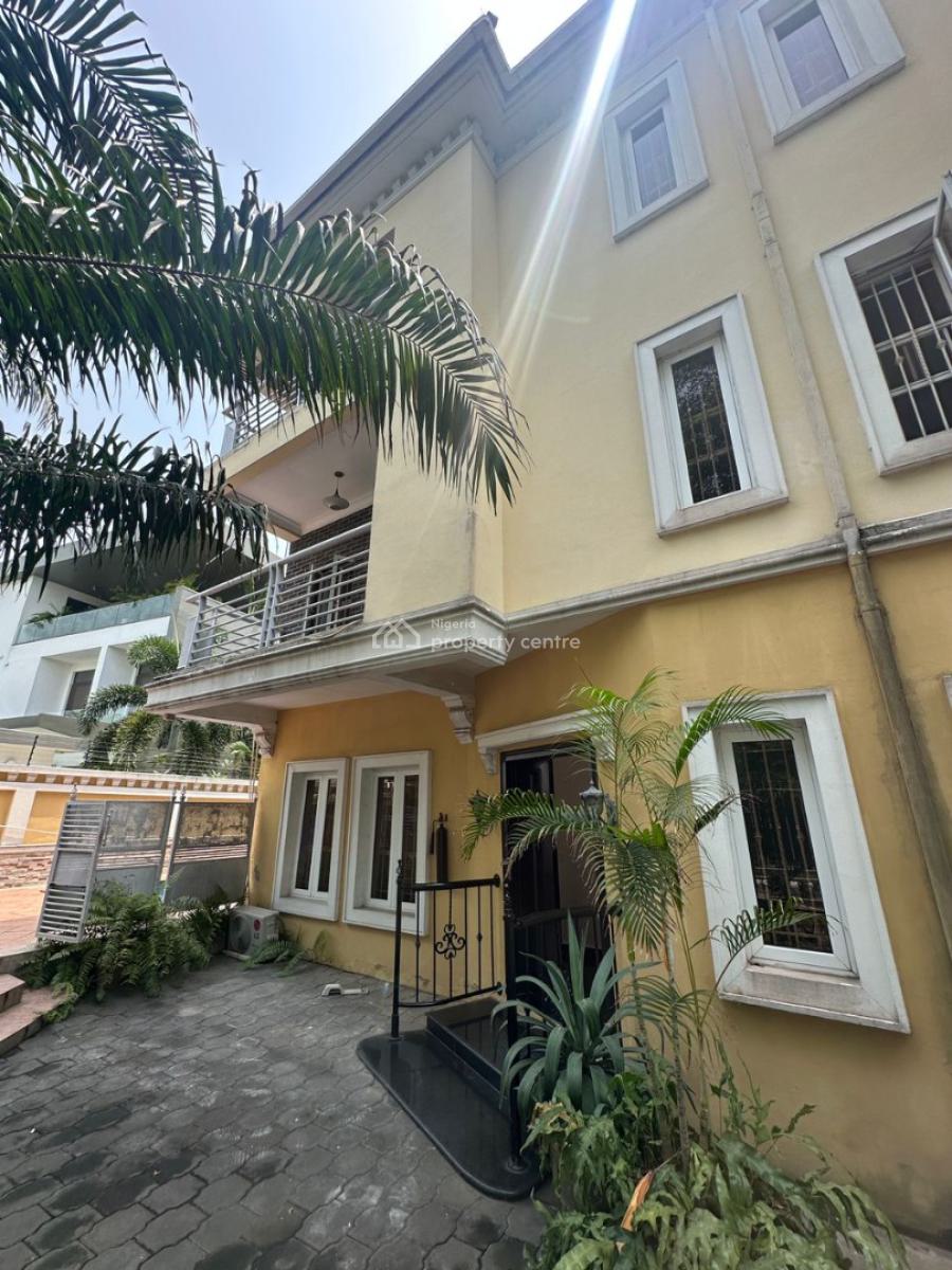 Newly Renovated, Spacious 4-bedroom Terrace with Bq, Banana Island, Ikoyi, Lagos, Terraced Duplex for Rent