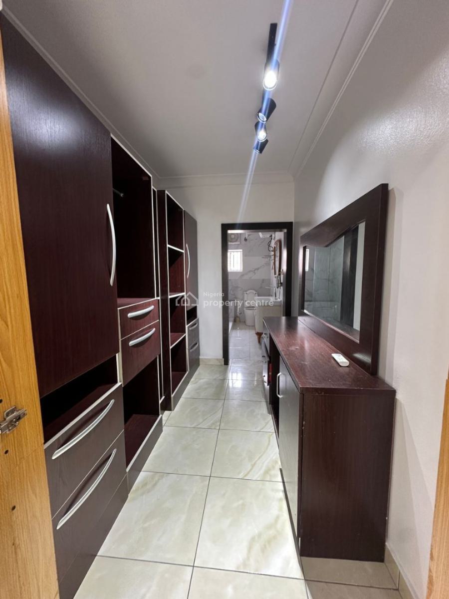 Newly Renovated, Spacious 4-bedroom Terrace with Bq, Banana Island, Ikoyi, Lagos, Terraced Duplex for Rent