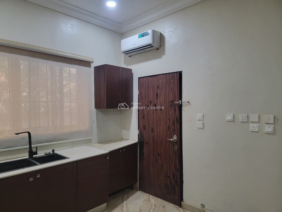 Fully Furnished & Serviced 3 Bed Apartment, Guzape District, Abuja, Flat / Apartment for Rent