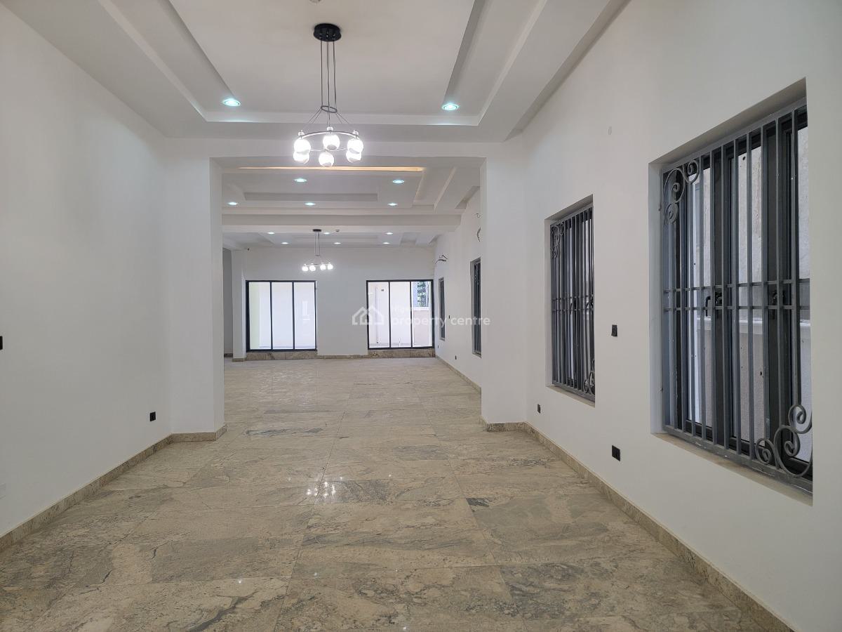 7 Bed Detached Duplex, Guzape District, Abuja, Detached Duplex for Sale