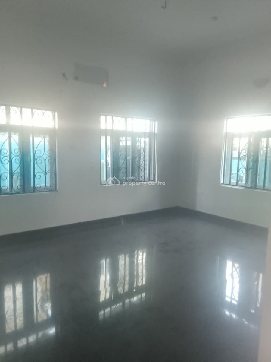 2 Bedrooms Terraced Duplex, Freedom Way, Lekki Phase 1, Lekki, Lagos, Terraced Duplex for Rent