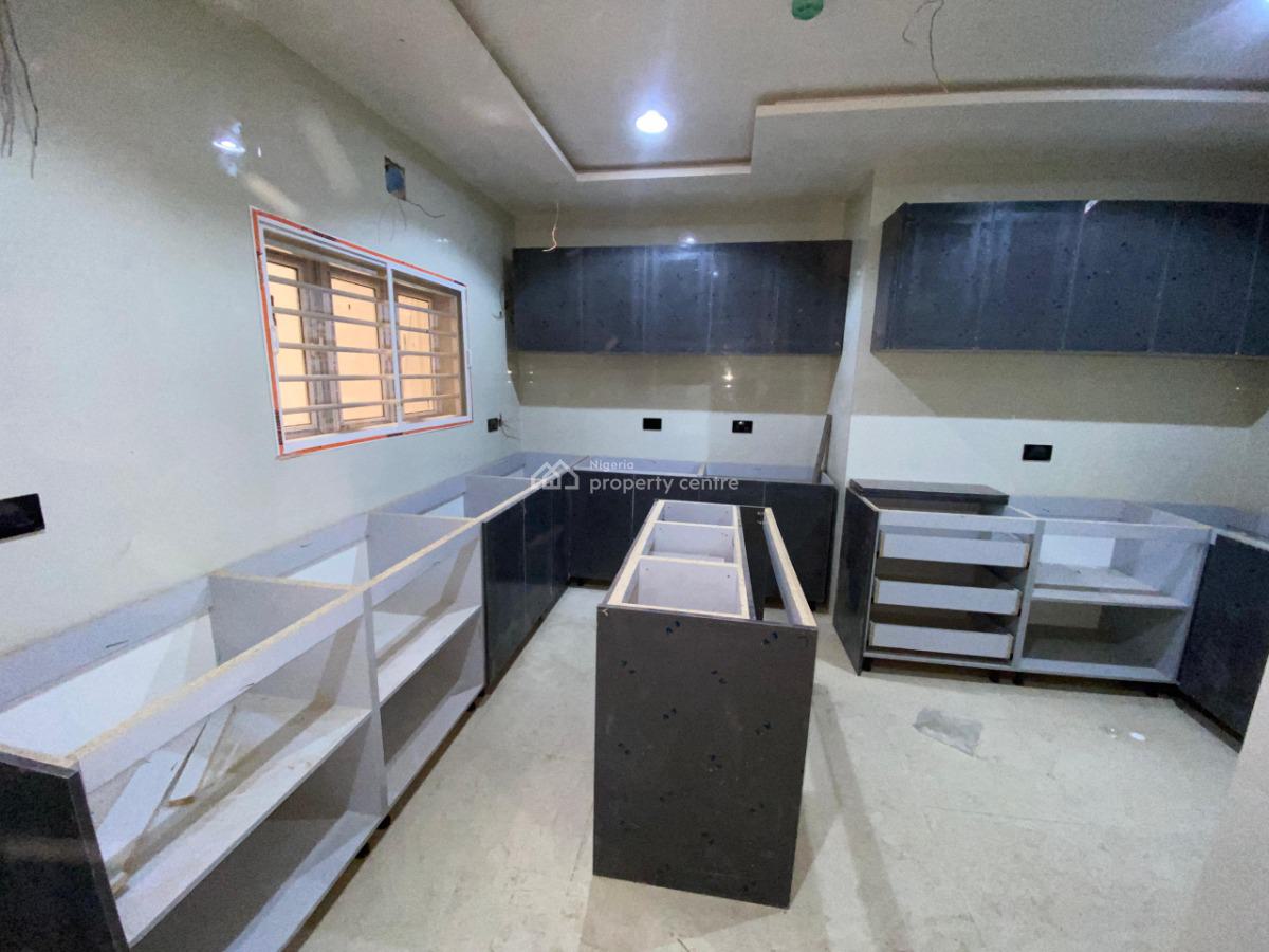 Newly-built 3 Bedroom Apartment with Bq, in an Estate, Wuye, Abuja, Flat / Apartment for Rent