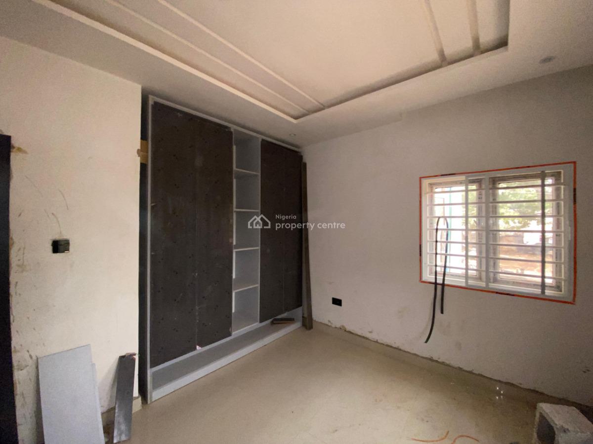 Newly-built 3 Bedroom Apartment with Bq, in an Estate, Wuye, Abuja, Flat / Apartment for Rent
