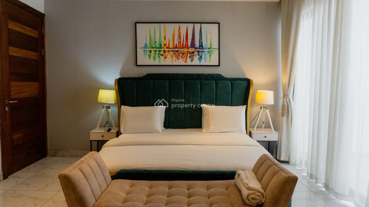 Vacation New Wave 3 Bedroom Apartment, Ayinke George Street, Ikate, Lekki, Lagos, Flat / Apartment Short Let