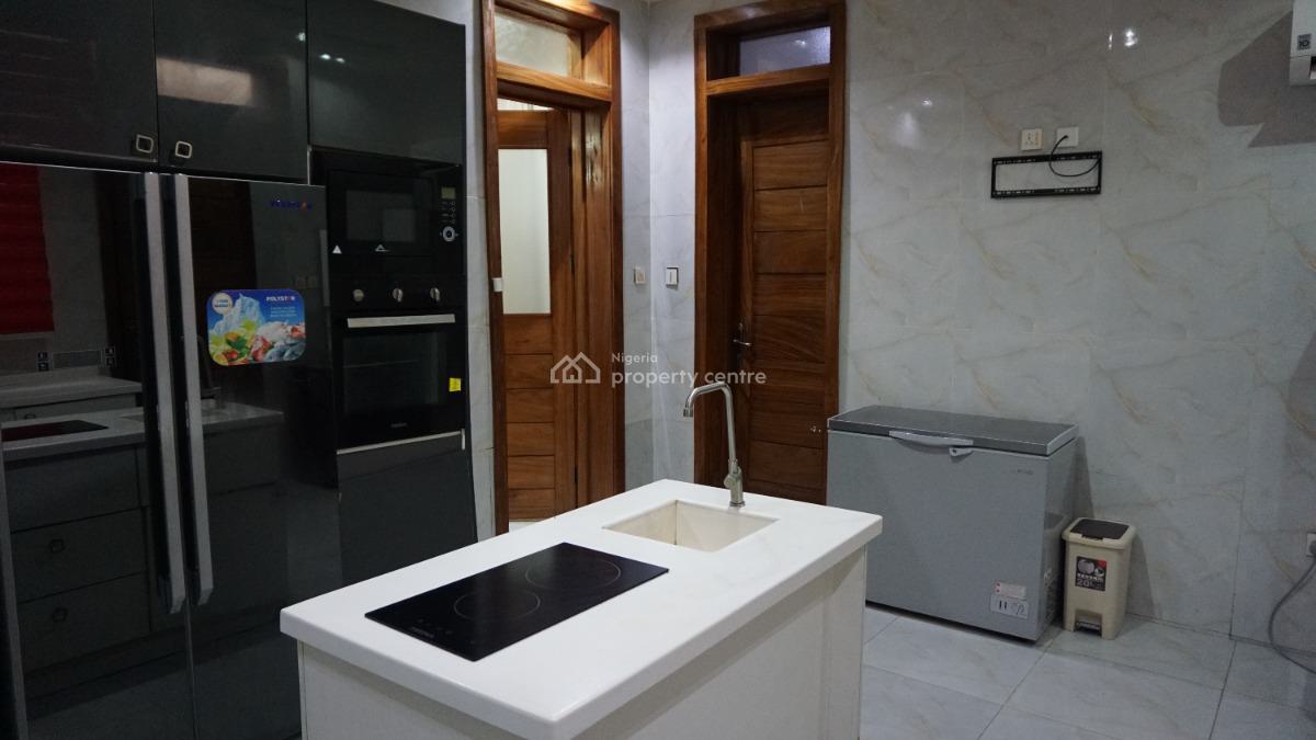Vacation Paris Villa 6 Bedroom Apartment, Off Admiralty, Lekki Phase 1, Lekki, Lagos, Flat / Apartment Short Let