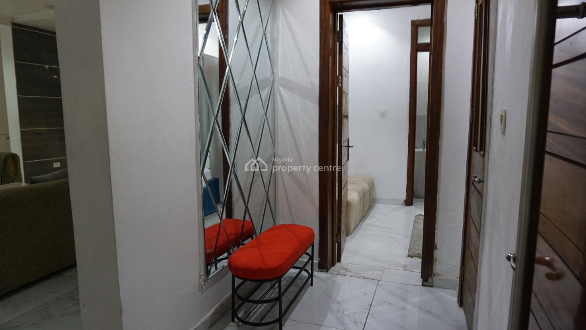 Vacation Paris Villa 6 Bedroom Apartment, Off Admiralty, Lekki Phase 1, Lekki, Lagos, Flat / Apartment Short Let