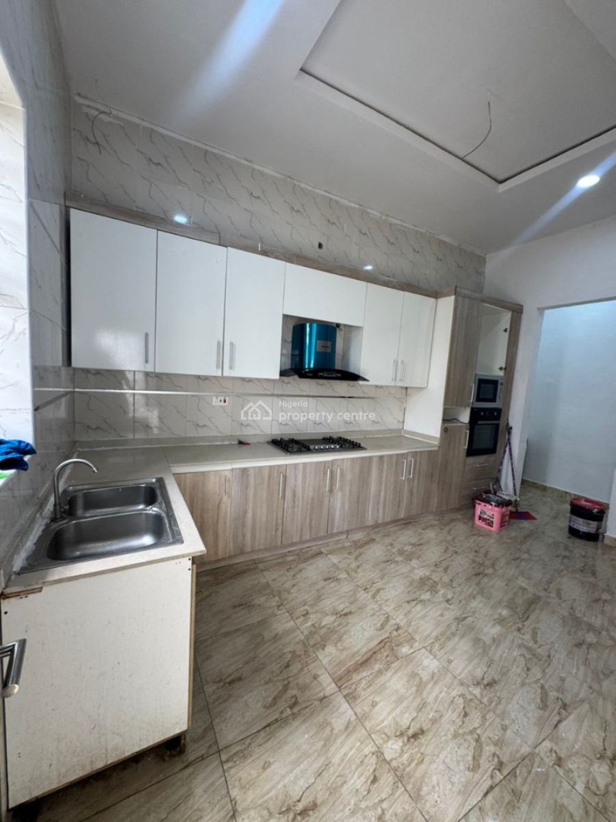 Luxurious Standard 1bedroom with Self Kitchen,pool,gym & Visors Toile, Harris Drive Ikota, Lekki, Lagos, Mini Flat (room and Parlour) for Rent