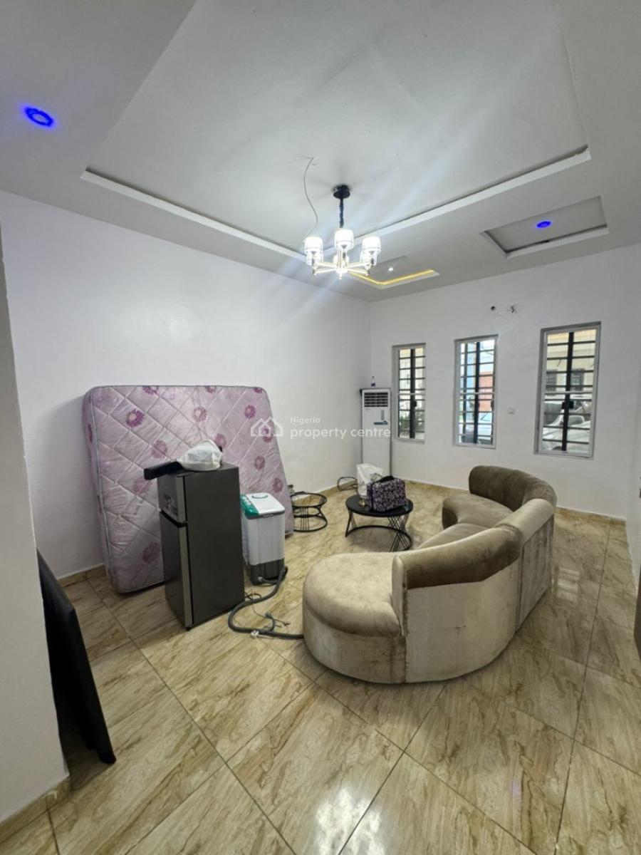 Luxurious Standard 1bedroom with Self Kitchen,pool,gym & Visors Toile, Harris Drive Ikota, Lekki, Lagos, Mini Flat (room and Parlour) for Rent