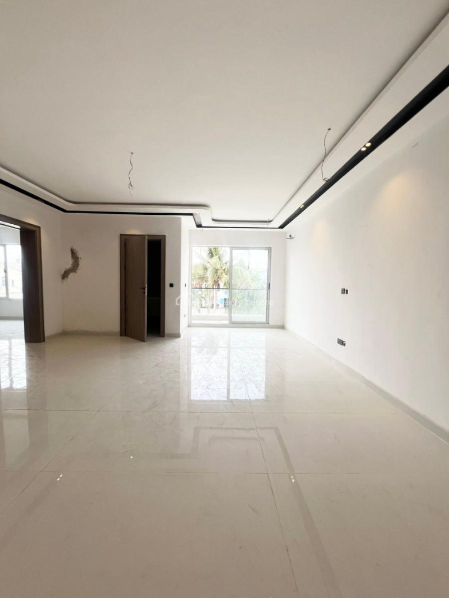 2 Bedroom Maisonette, Off Admiralty Way, Lekki Phase 1, Lekki, Lagos, Flat / Apartment for Rent