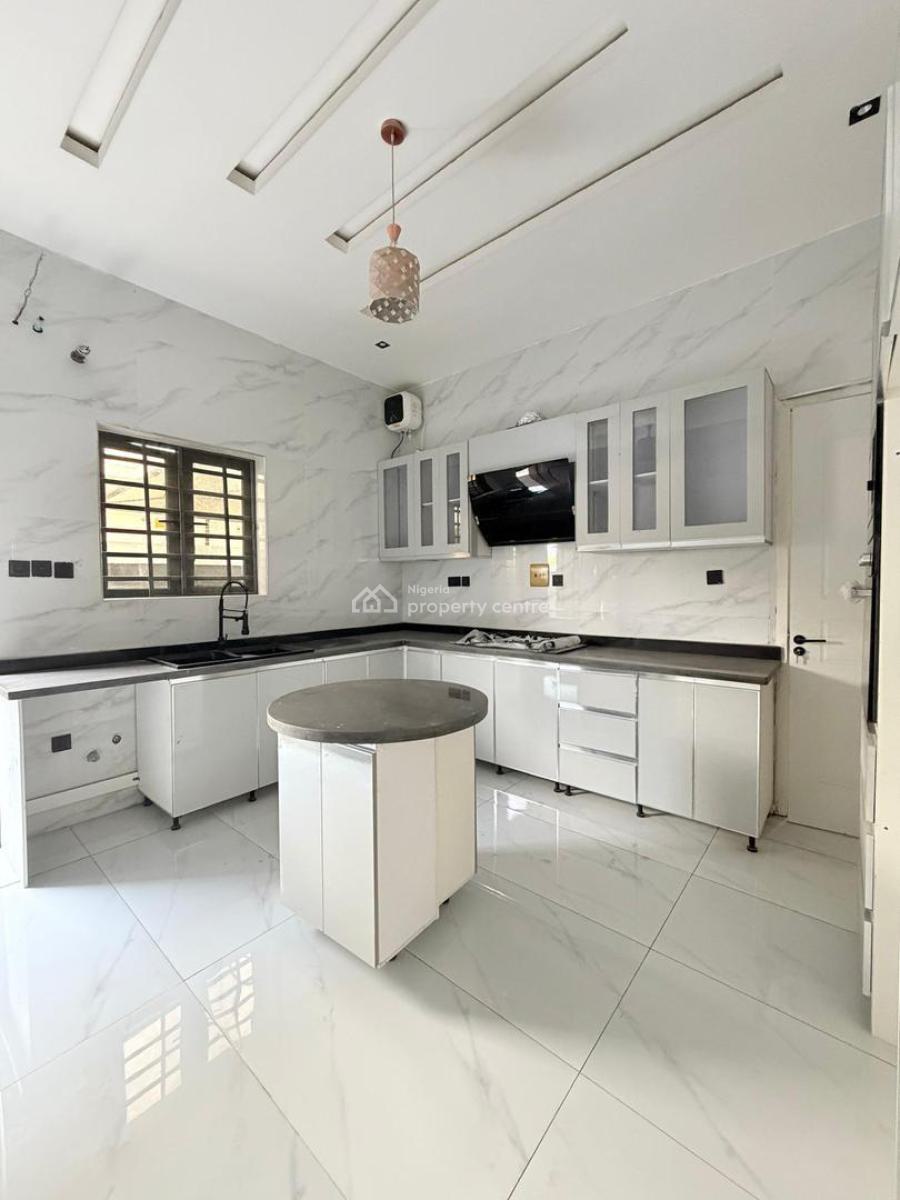 Spacious 5-bedroom Fully Detached House with Bq and Gatehouse, Lekki County, Ikota, Lekki, Lagos, Detached Duplex for Sale