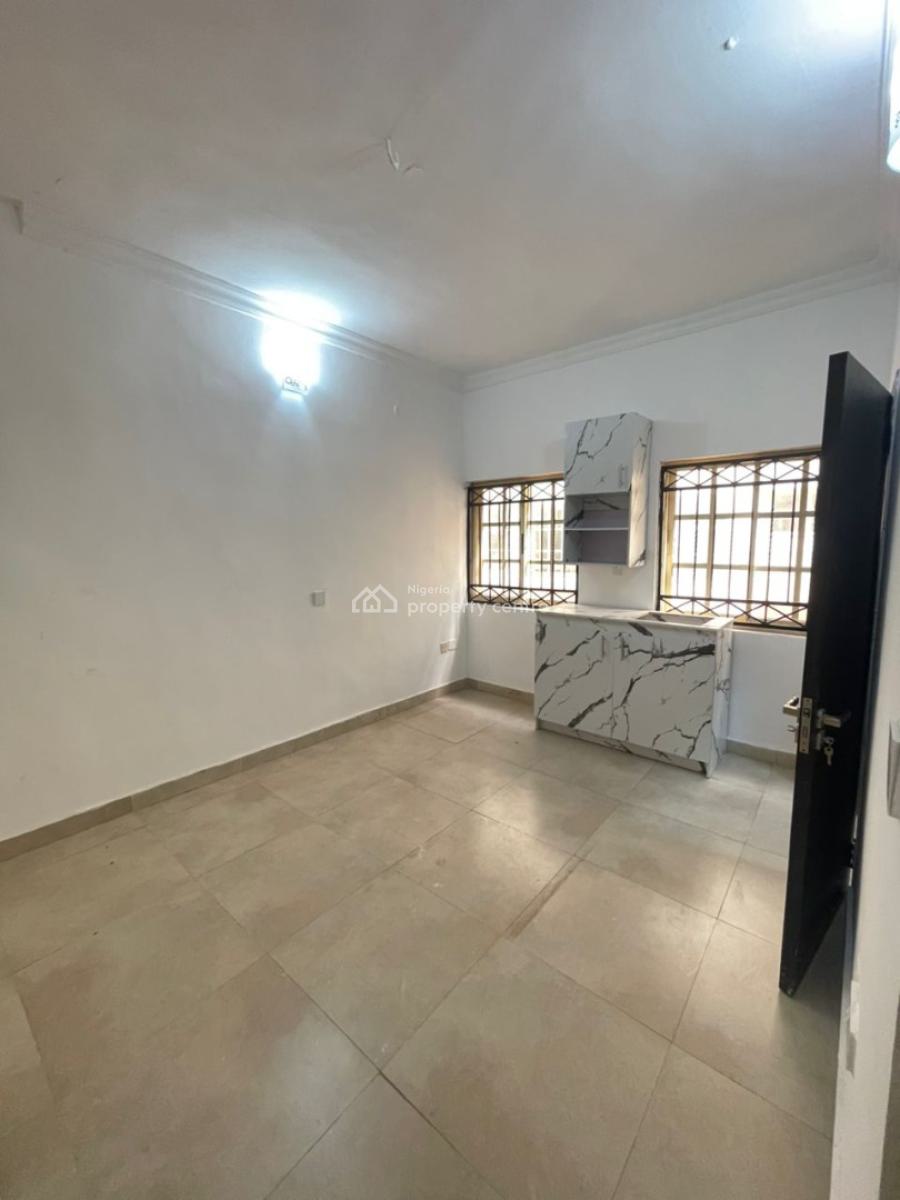 Room and Parlor ( Mini Flat), Bakare Estate, Off Chevron Drive, Lekki Phase 2, Lekki, Lagos, Mini Flat (room and Parlour) for Rent