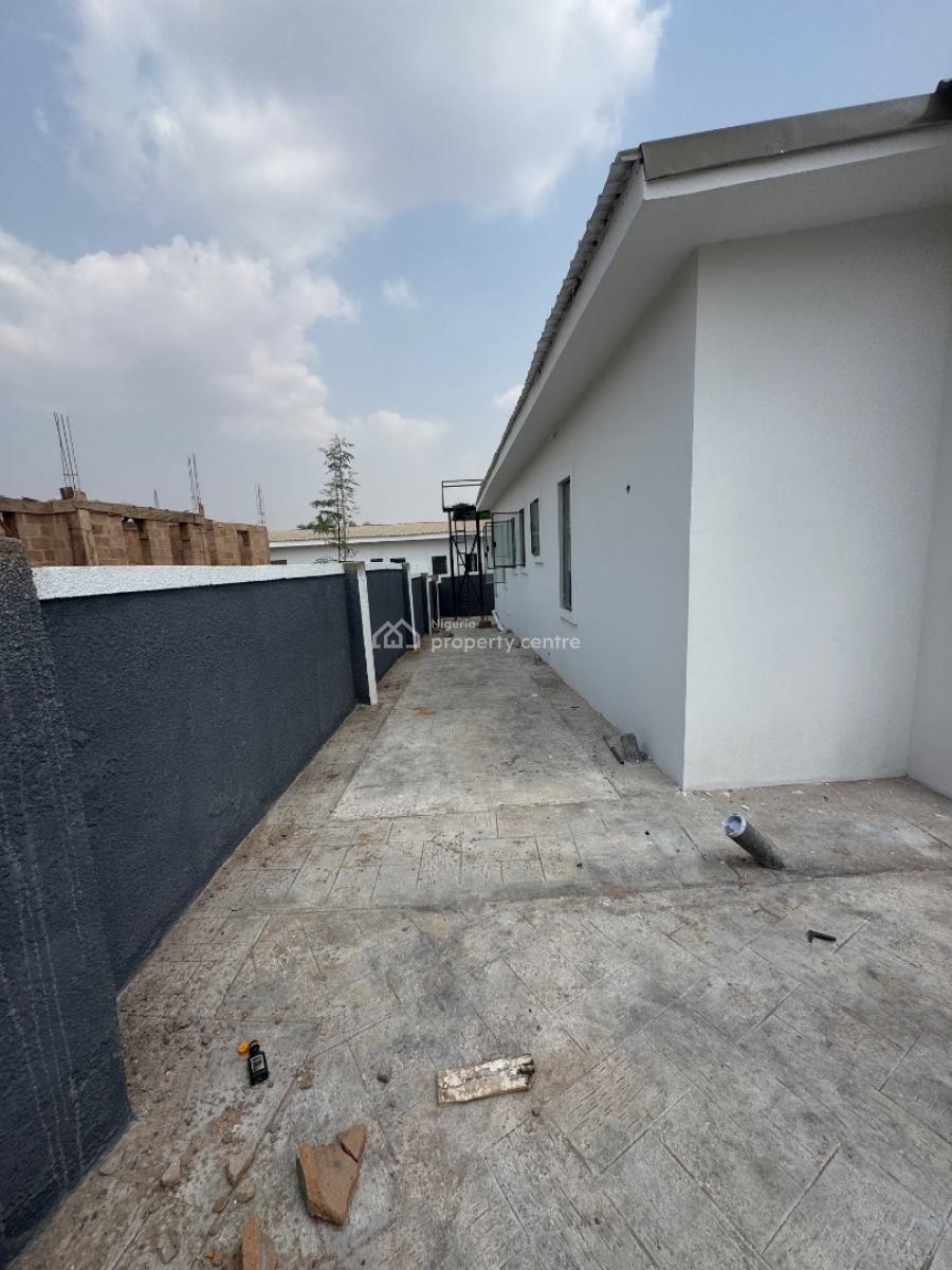 3 Bedroom Bungalow with Bq, Trans Ekulu, Enugu, Enugu, Detached Bungalow for Sale