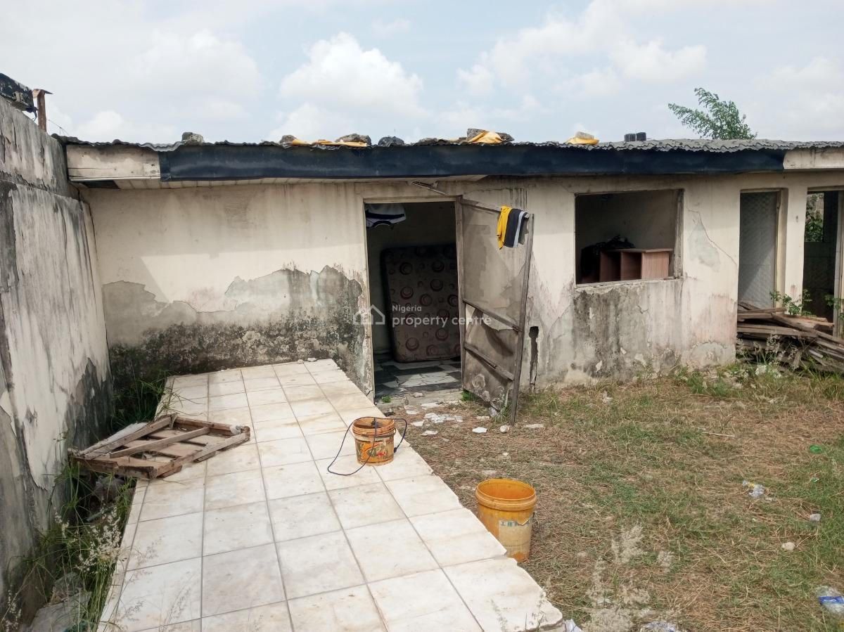 Commercial Land Half Plot Directly Facing The Road, Ado, Ajah, Lagos, Commercial Land for Rent