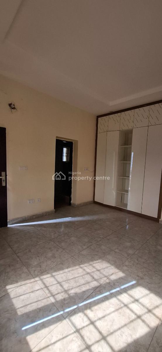 Standsrd 4 Bedroom Duplex with Bq, Guzape District, Abuja, Terraced Duplex for Sale