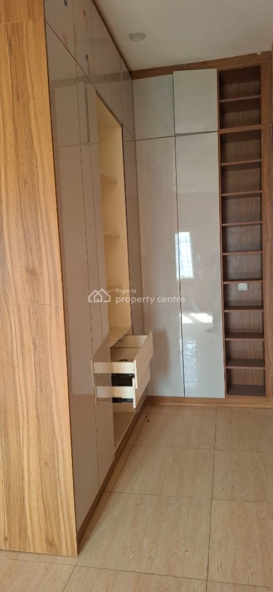 Standsrd 4 Bedroom Duplex with Bq, Guzape District, Abuja, Terraced Duplex for Sale