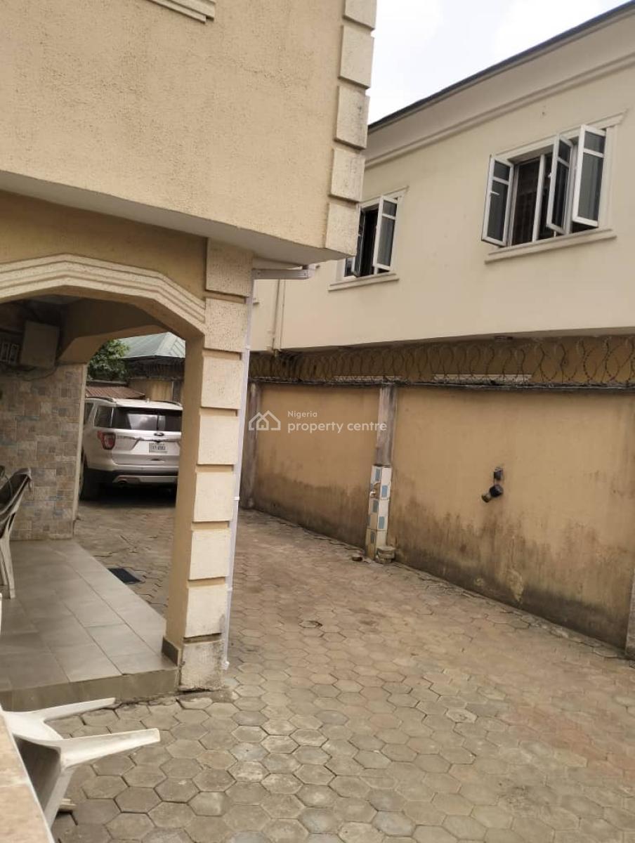 Twin Duplex Inside Coker Estate Shasha Orisunbare Egbeda Lagos, Coker Estate Shasha Orisunbare Egbeda Lagos, Shasha, Alimosho, Lagos, Detached Duplex for Sale