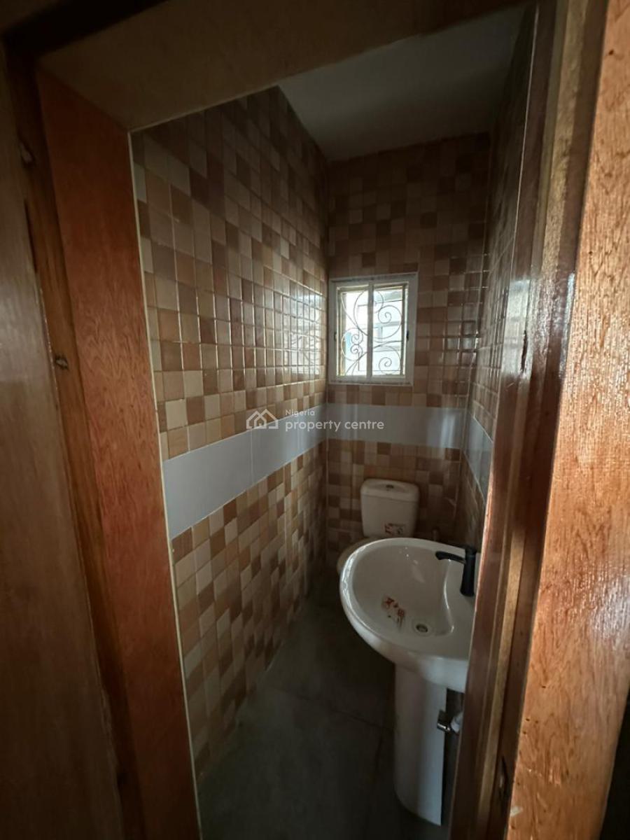 Share Apartment at Lekki Scheme 2 Off Abraham Adesanya Estate Ajah, Lekki Scheme 2 Off Abraham Adesanya Estate Ajah, Ajah, Lagos, Self Contain (single Rooms) for Rent
