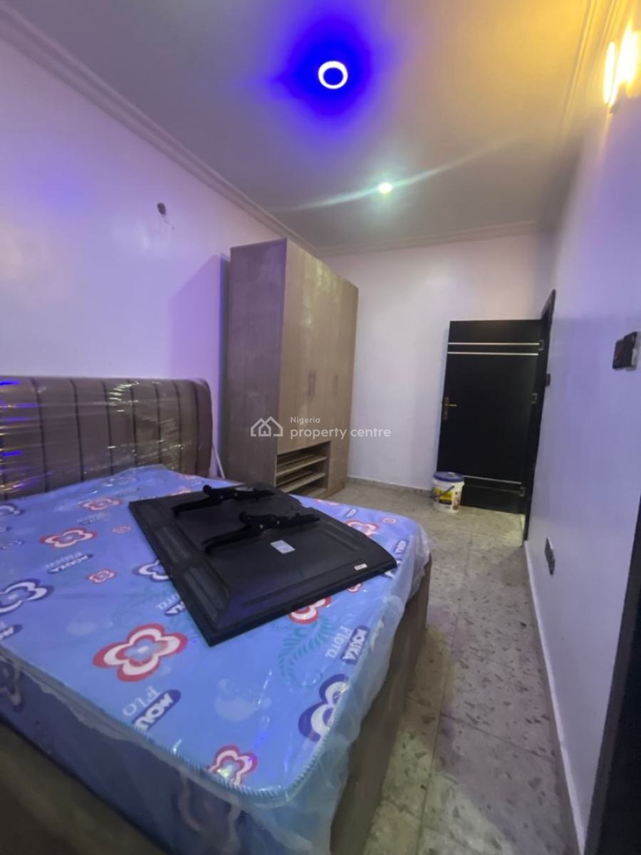 2 Bedroom All Rooms En-suite,self Serviced Apartment with Furnitures, Off Bashiru Shitu Street, Gra Phase 2, Magodo, Lagos, Flat / Apartment for Rent