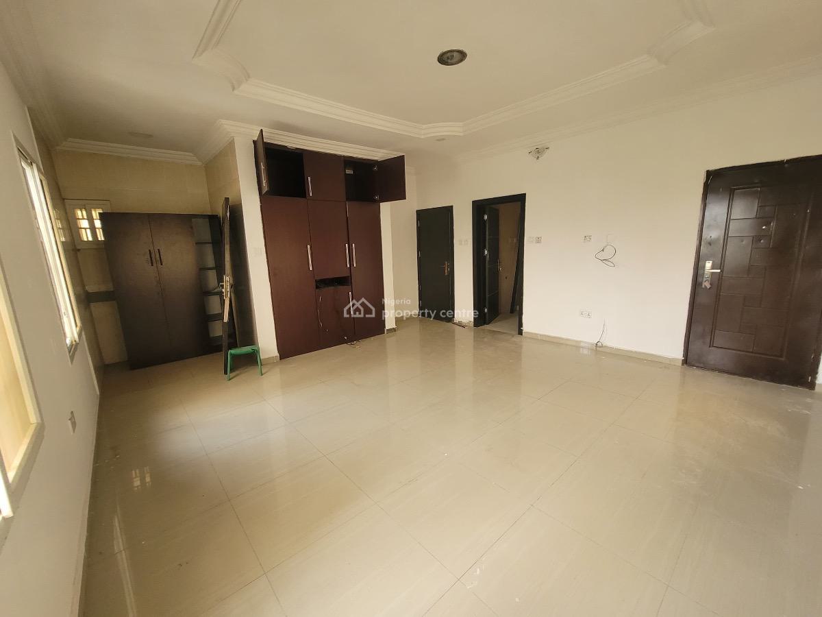 Newly Renovated 5 Bedroom Fully Detached Duplex with a Study Room, Boy, Pinnock Beach Estate, Lekki, Lekki, Lagos, Detached Duplex for Rent
