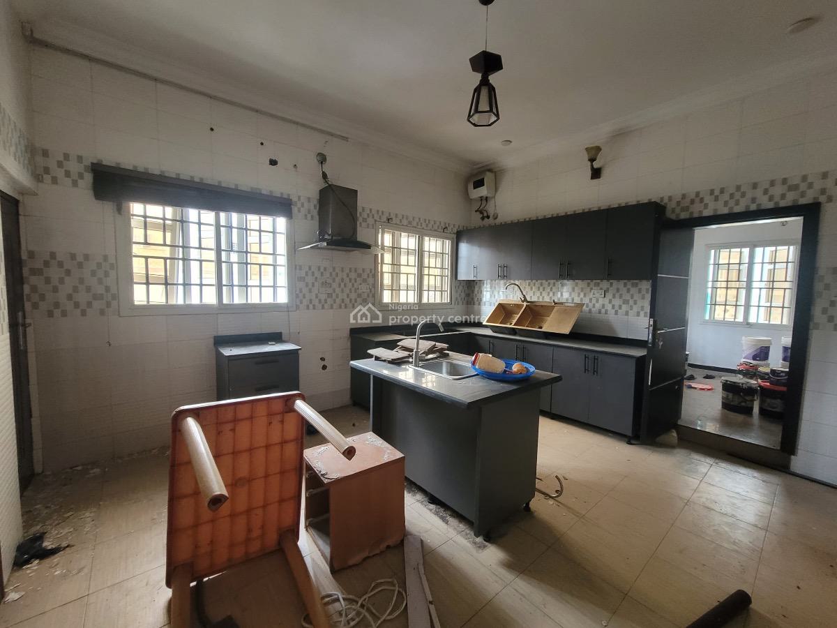 Newly Renovated 5 Bedroom Fully Detached Duplex with a Study Room, Boy, Pinnock Beach Estate, Lekki, Lekki, Lagos, Detached Duplex for Rent