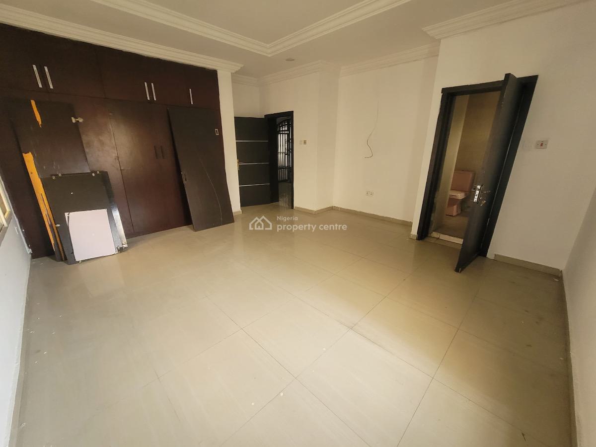 Newly Renovated 5 Bedroom Fully Detached Duplex with a Study Room, Boy, Pinnock Beach Estate, Lekki, Lekki, Lagos, Detached Duplex for Rent