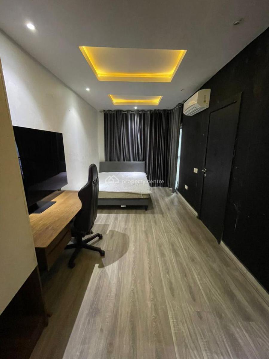 Well Maintained Two Bedroom Apartment, Ocean Bay Estate Orchid Road, Lekki, Lagos, Flat / Apartment for Rent