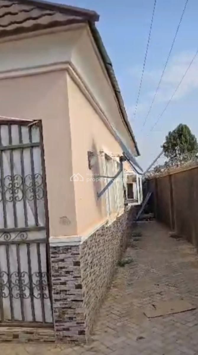 Distress Sell 3 Bedrooms Fully Detached Bungalow, Lokogoma District, Abuja, Detached Bungalow for Sale