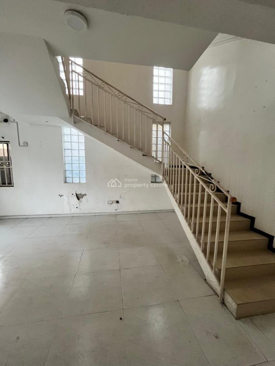 Huge 7 Bedroom Detached House, Lekki Phase 1, Lekki, Lagos, Detached Duplex for Rent
