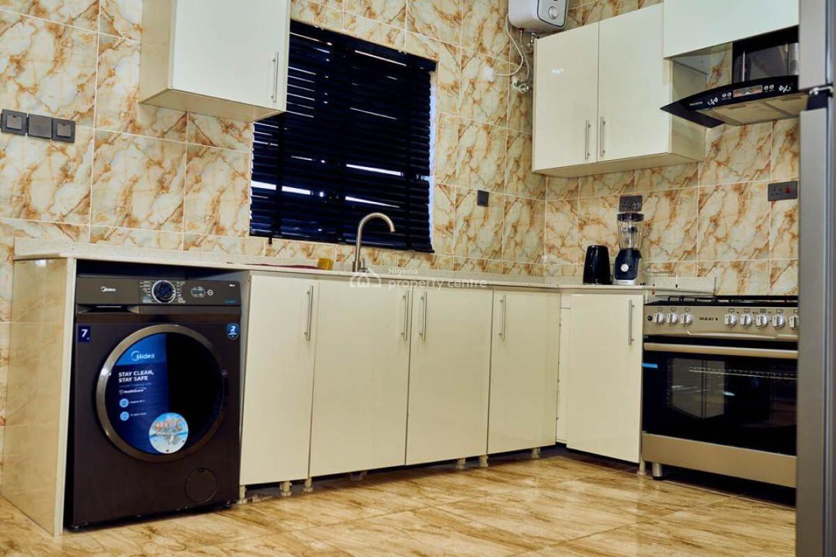 Fully Furnished 2 Bedroom Apartment, Ologolo, Lekki, Lagos, Flat / Apartment for Rent