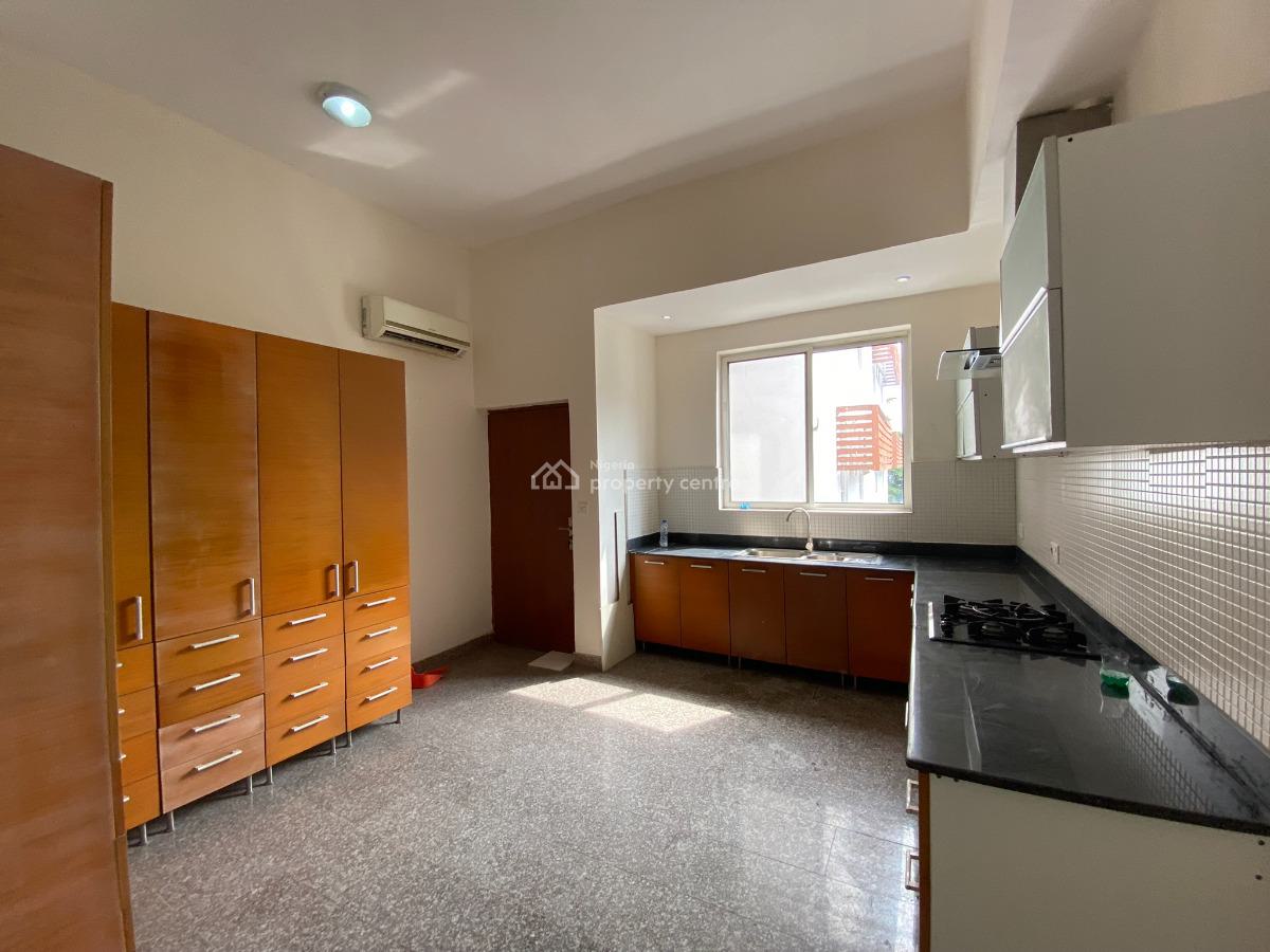 3 Bedroom Flat with B.q a Waterfront Property, Residential Zone, Banana Island Estate, Ikoyi, Lagos, Banana Island, Ikoyi, Lagos, Flat / Apartment for Rent