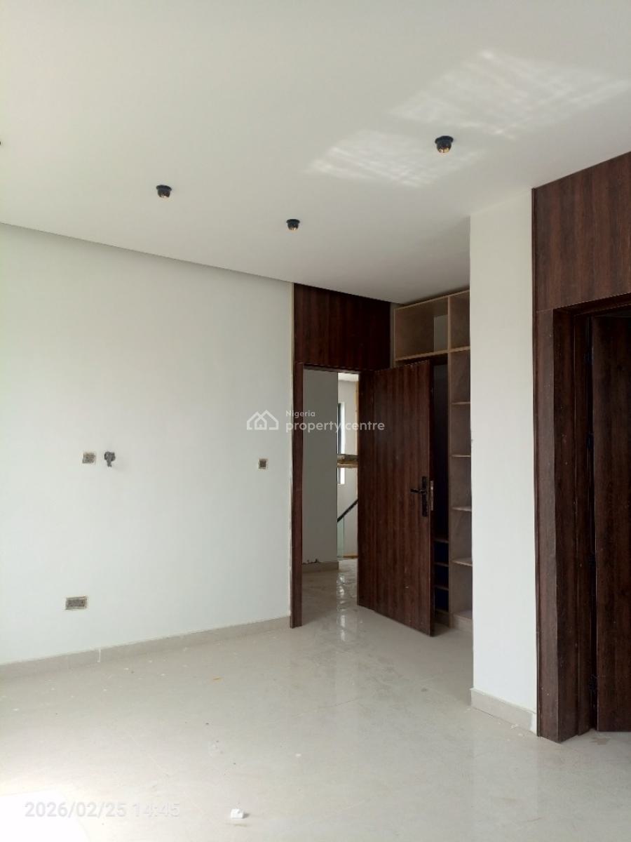 4bedroom Luxurious Duplex with Swimming Pool, Lekki Forehore on End of Freedom Way, Lekki Phase 1, Lekki, Lagos, House for Sale