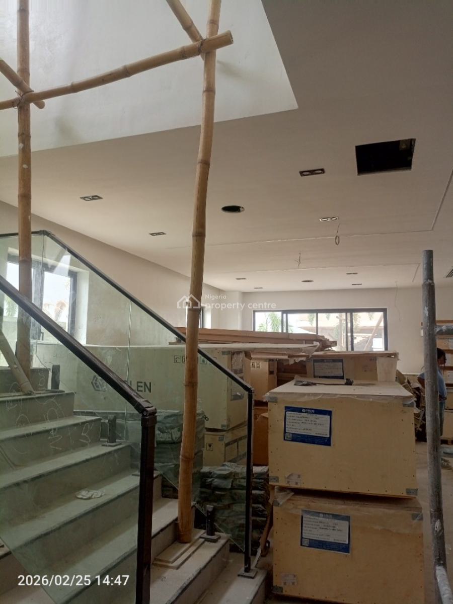 4bedroom Luxurious Duplex with Swimming Pool, Lekki Forehore on End of Freedom Way, Lekki Phase 1, Lekki, Lagos, House for Sale